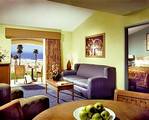 Embassy Suites Mandalay Beach - Hotel & Resort