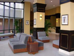 Web-phx_qual-lobby-1