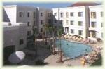 Tn-g82343_pool_01_f