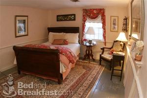 Colby Hill Inn::BedAndBreakfast.com