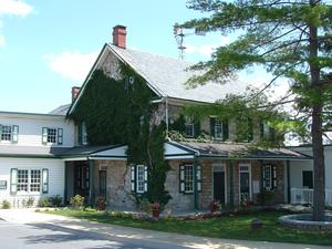 Amish Farm and House::Amishfarmandhouse.com