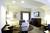 La Quinta Inn And Suites Fresno::Hotels.com