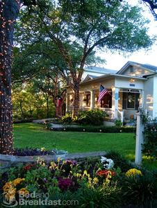 Carrington's Bluff Bed and Breakfast::BedAndBreakfast.com