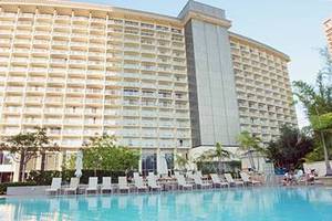 Hyatt Regency Century Plaza::Expedia.com
