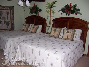 BACK TO EDEN B & B::BedAndBreakfast.com