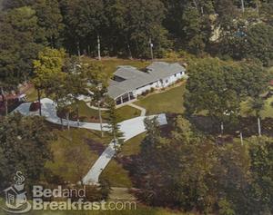 House in Woods::BedAndBreakfast.com