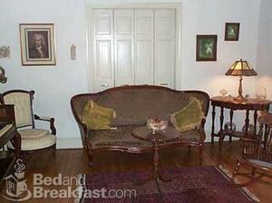On Keegan Pond Bed & Breakfast::BedAndBreakfast.com