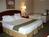 Holiday Inn Express Hotel And Suites::Priceline.com