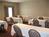 Holiday Inn Express And Suites::Priceline.com