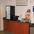 Tn-u88374_rest_01_f