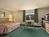 Days Inn Hayward Airport::Travelocity.com