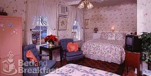 Lanes Cove House::BedAndBreakfast.com
