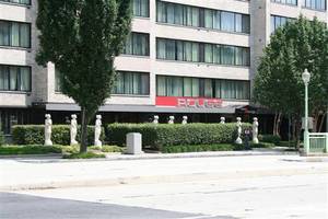 Web-hotel_rouge_42415_0_07072006_1307185558_500
