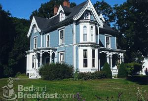 Chapin Park Bed and Breakfast::BedAndBreakfast.com