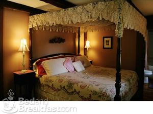 3 Liberty Green Bed & Breakfast c.1734::BedAndBreakfast.com