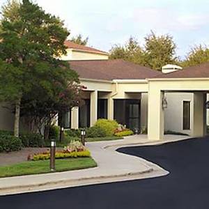 Courtyard by Marriott Raleigh N::Expedia