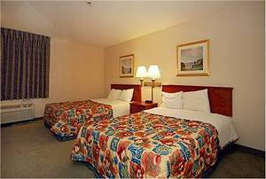 La Quinta Inn Atlanta/Lenox-Buckhead::Expedia