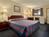 Super 8 Motel - Enfield/Windsor Lks Airport::ProfessionalTravelGuide.com