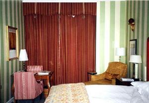 Web-806862-hotel_monaco_chicago_a_kimpton_boutique_hotel-chicago
