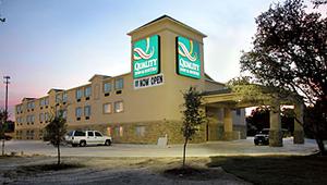 Quality Inn & Suites::Hotels.com