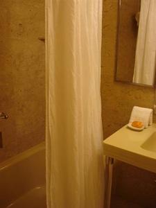 Web-the_waldorf_astoria_44710_0_08102006_2008544146_500