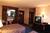 Best Western Midway Hotel::Expedia
