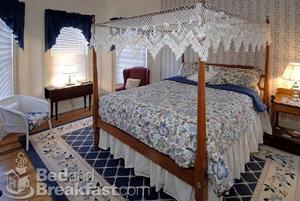 Pecan Tree Inn::BedAndBreakfast.com
