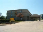 Super 8 Motel - Maquoketa