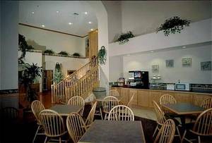 Country Inn And Suites Rancho Mirage::Travelocity.com