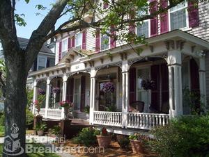 Victorian Peacock::BedAndBreakfast.com