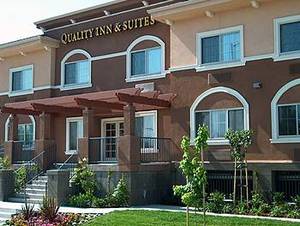 Quality Inn and Suites::Expedia