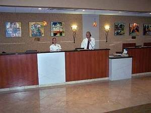 Clarion Hotel Sports Complex::Expedia