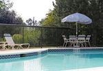 Tn-802530_pool_01_f
