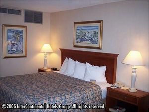 Holiday Inn Destin::Travelocity.com
