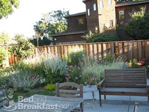 Cottage Garden Bed & Breakfast::BedAndBreakfast.com