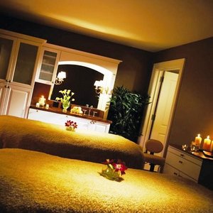 The Pfister Hotel::Travelocity.com