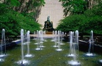 Art Institute of Chicago::Yahoo! Travel