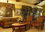 Econo Lodge & Suites