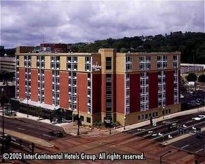Holiday Inn River Centre::Travelocity.com