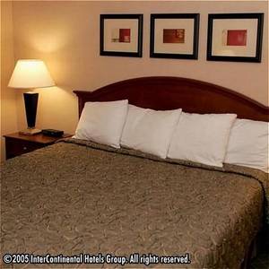 Holiday Inn Grand Forks::Travelocity.com