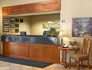 Baymont Inn & Suites Milwaukee/Grafton::Travelocity.com