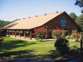 Crown Point Resort::Hotels.com