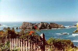 The Harbor House Inn::BedAndBreakfast.com