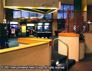 Holiday Inn Holyoke::Travelocity.com
