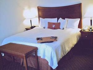 Hampton Inn & Suites Cape Coral, Fl::Hotels.com