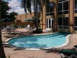 Tn-177563_pool_01_f