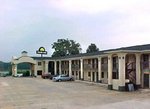 Garden Inn & Suites