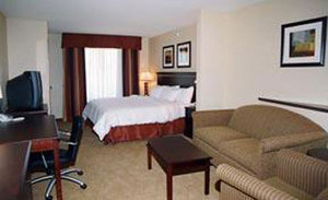 Comfort Suites Fairview Heights::Hotels.com