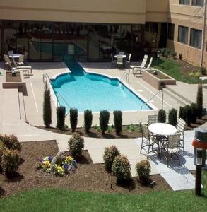 Doubletree Guest Suites Nashville Airport::Travelocity.com
