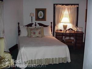 The Courthouse Inn::BedAndBreakfast.com